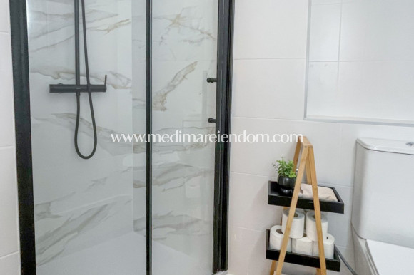 Resale - Apartment - Orihuela Costa - Cabo Roig