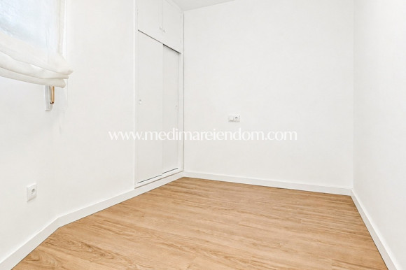 Resale - Apartment - Orihuela Costa - Cabo Roig