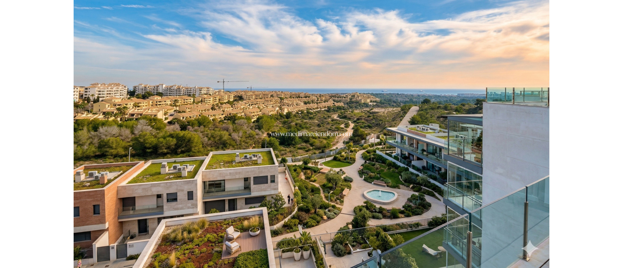 Resale - Apartment - Orihuela Costa - Campoamor