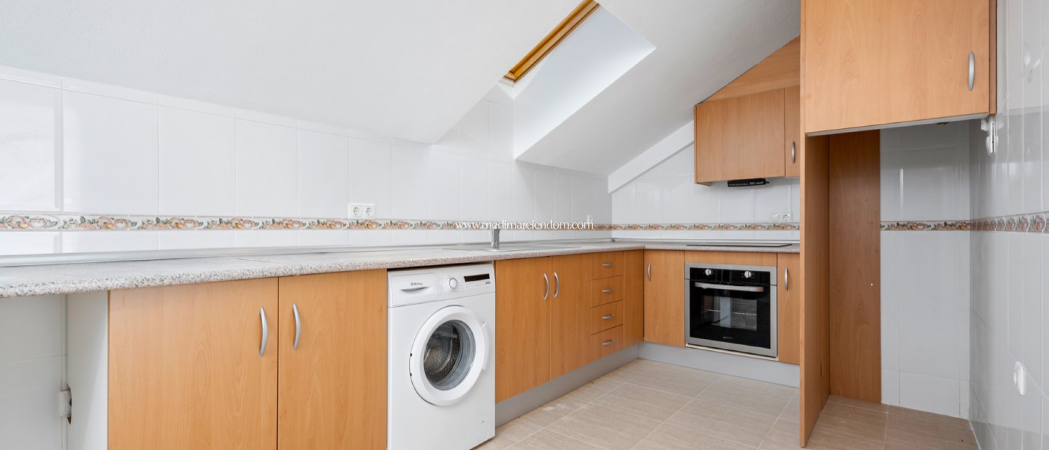 Resale - Apartment - Orihuela Costa - Campoamor