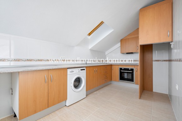 Resale - Apartment - Orihuela Costa - Campoamor