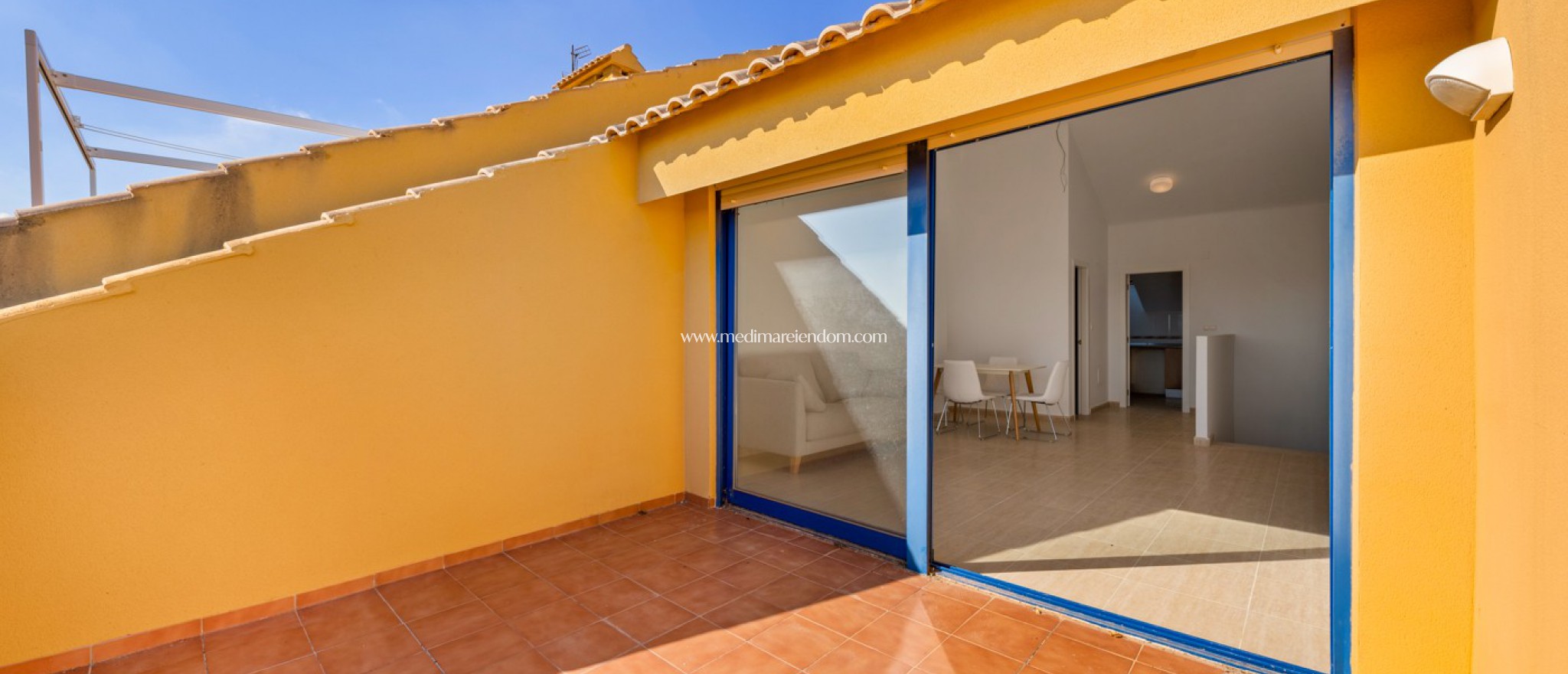Resale - Apartment - Orihuela Costa - Campoamor