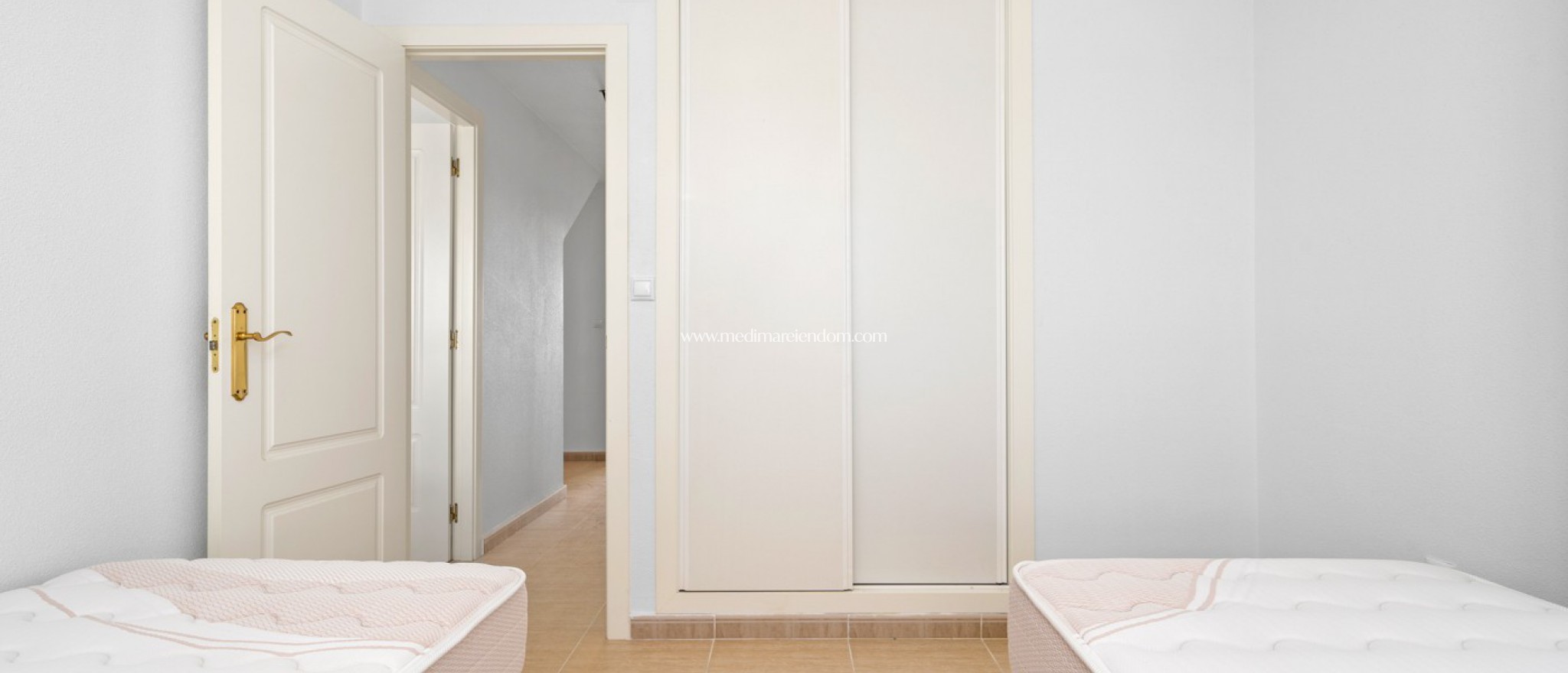 Resale - Apartment - Orihuela Costa - Campoamor