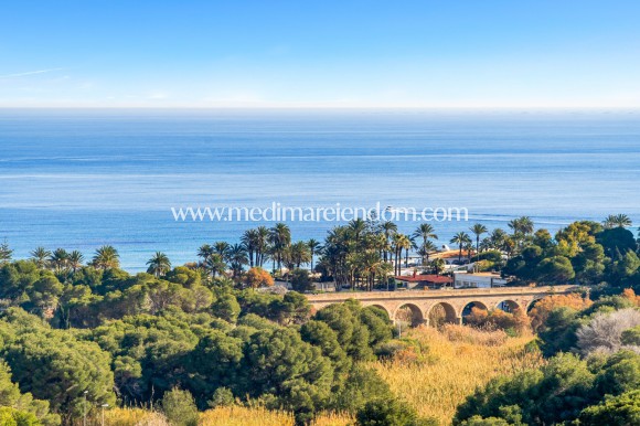 Resale - Apartment - Orihuela Costa - Campoamor