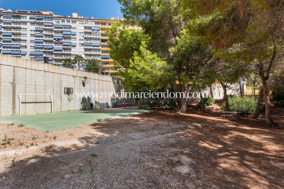Resale - Apartment - Orihuela Costa - Campoamor