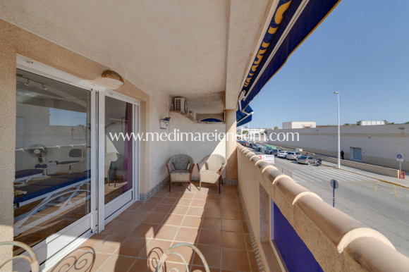 Resale - Apartment - Orihuela Costa - La Zenia