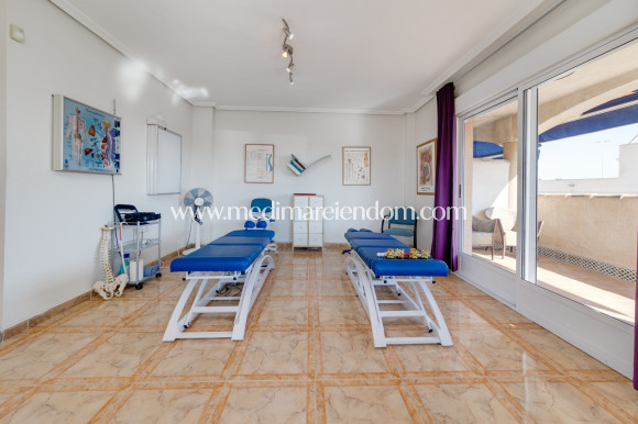 Resale - Apartment - Orihuela Costa - La Zenia