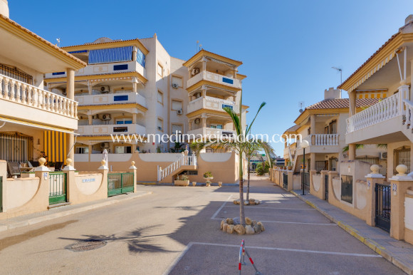 Resale - Apartment - Orihuela Costa - La Zenia