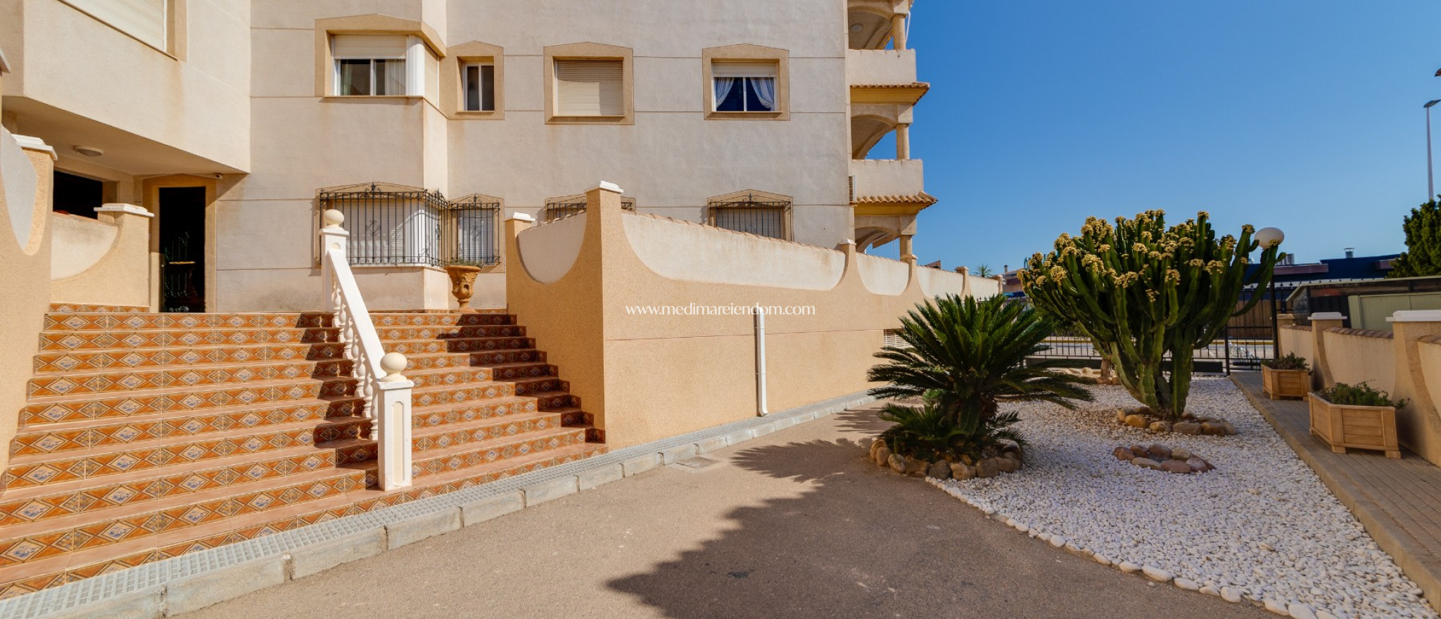 Resale - Apartment - Orihuela Costa - La Zenia