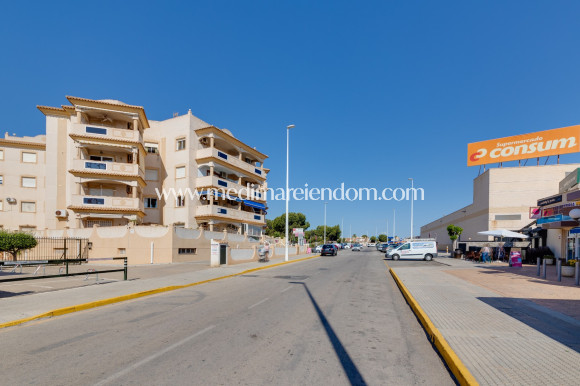 Resale - Apartment - Orihuela Costa - La Zenia