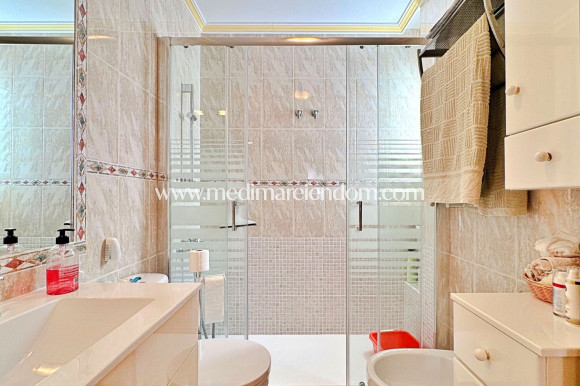 Resale - Apartment - Orihuela Costa - La Zenia