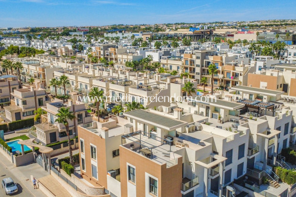 Resale - Apartment - Orihuela Costa - La Zenia