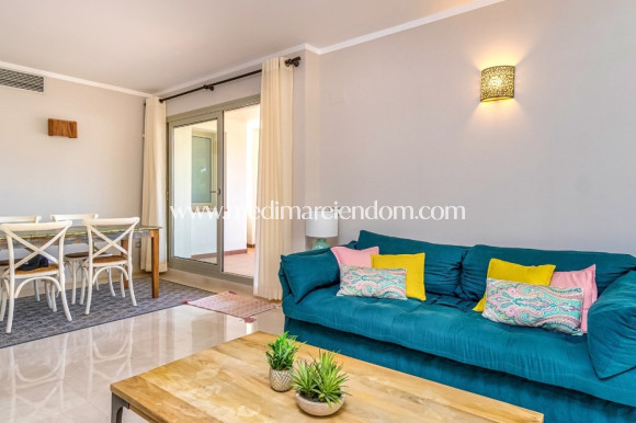 Resale - Apartment - Orihuela Costa - LAS COLINAS GOLF RESORT
