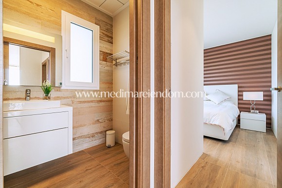 Resale - Apartment - Orihuela Costa - Las Colinas Golf