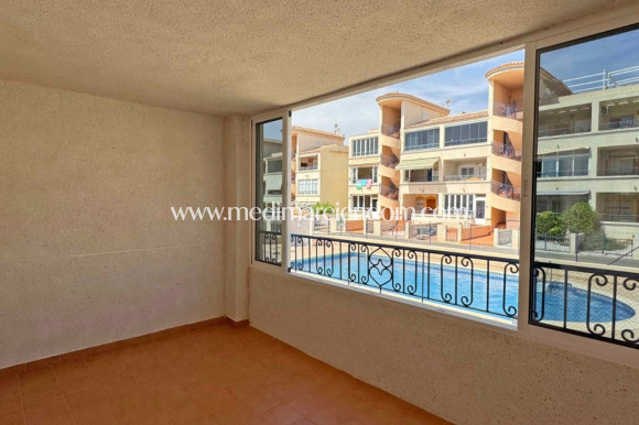 Resale - Apartment - Orihuela Costa - Los Altos