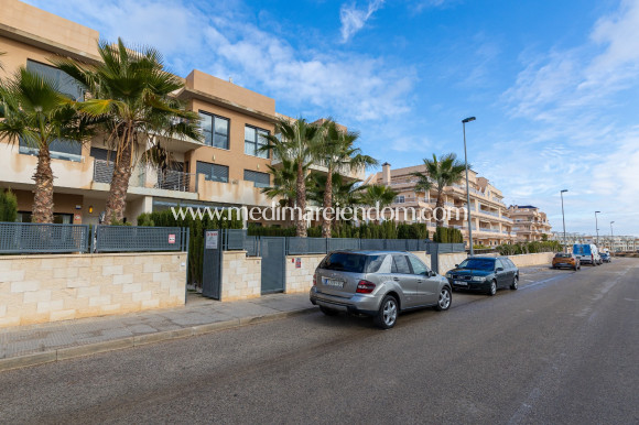 Resale - Apartment - Orihuela Costa - Los Dolses