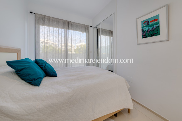 Resale - Apartment - Orihuela Costa - Los Dolses