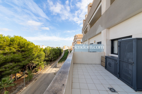 Resale - Apartment - Orihuela Costa - Los Dolses