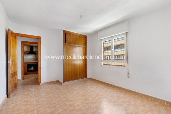 Resale - Apartment - Orihuela Costa - Punta Prima