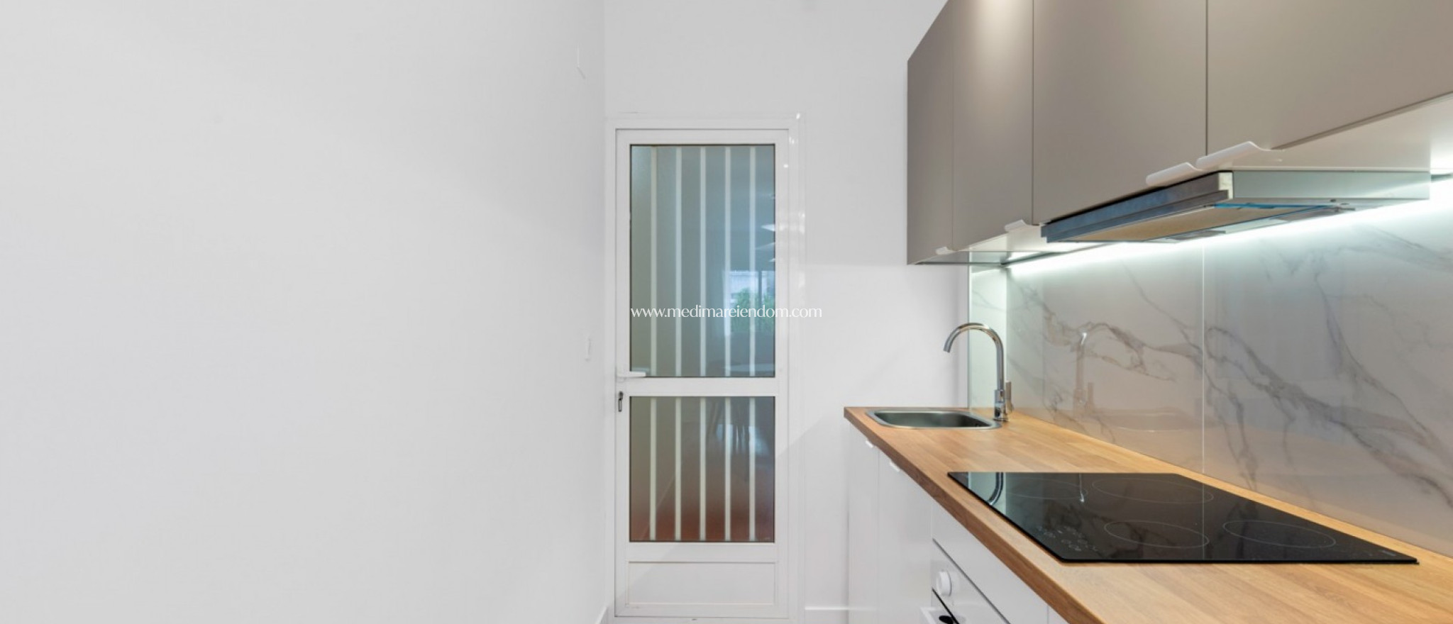 Resale - Apartment - Orihuela Costa - Punta Prima