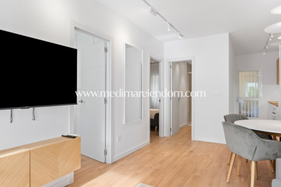 Resale - Apartment - Orihuela Costa - Punta Prima