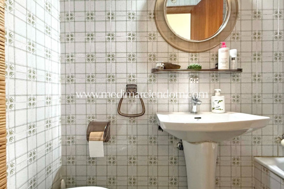 Resale - Apartment - Orihuela Costa - Punta Prima