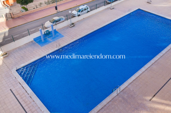 Resale - Apartment - Orihuela Costa - Punta Prima