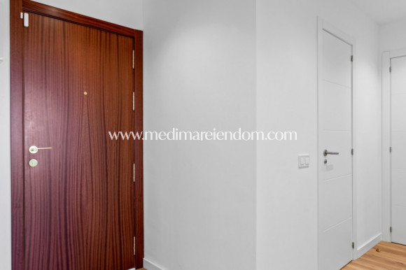 Resale - Apartment - Orihuela Costa - Punta Prima