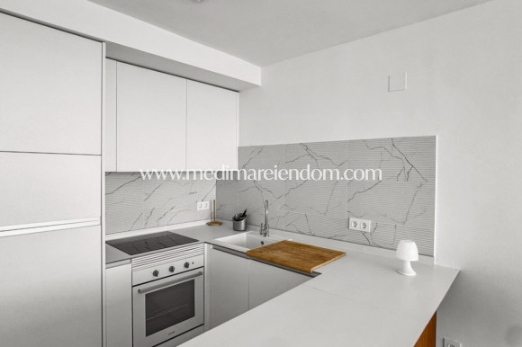 Resale - Apartment - Orihuela Costa - Punta Prima