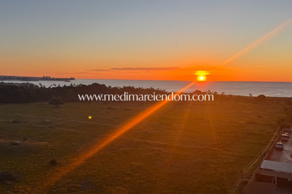 Resale - Apartment - Orihuela Costa - Punta Prima