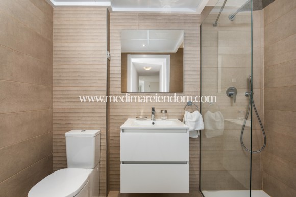 Resale - Apartment - Orihuela Costa - Punta Prima