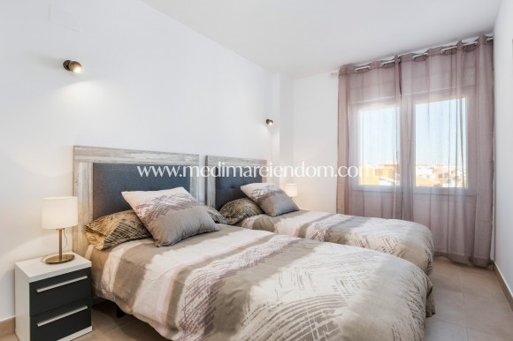 Resale - Apartment - Orihuela Costa - Punta Prima