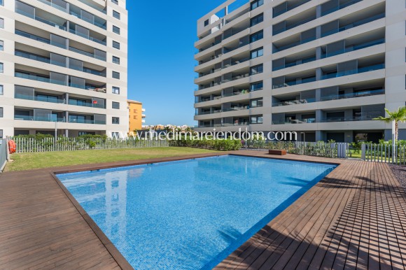 Resale - Apartment - Orihuela Costa - Punta Prima