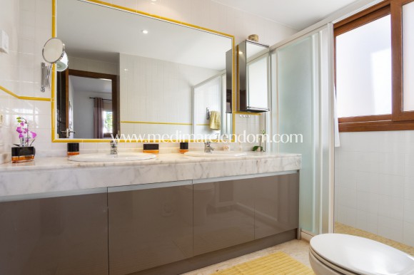 Resale - Apartment - Orihuela Costa - Punta Prima