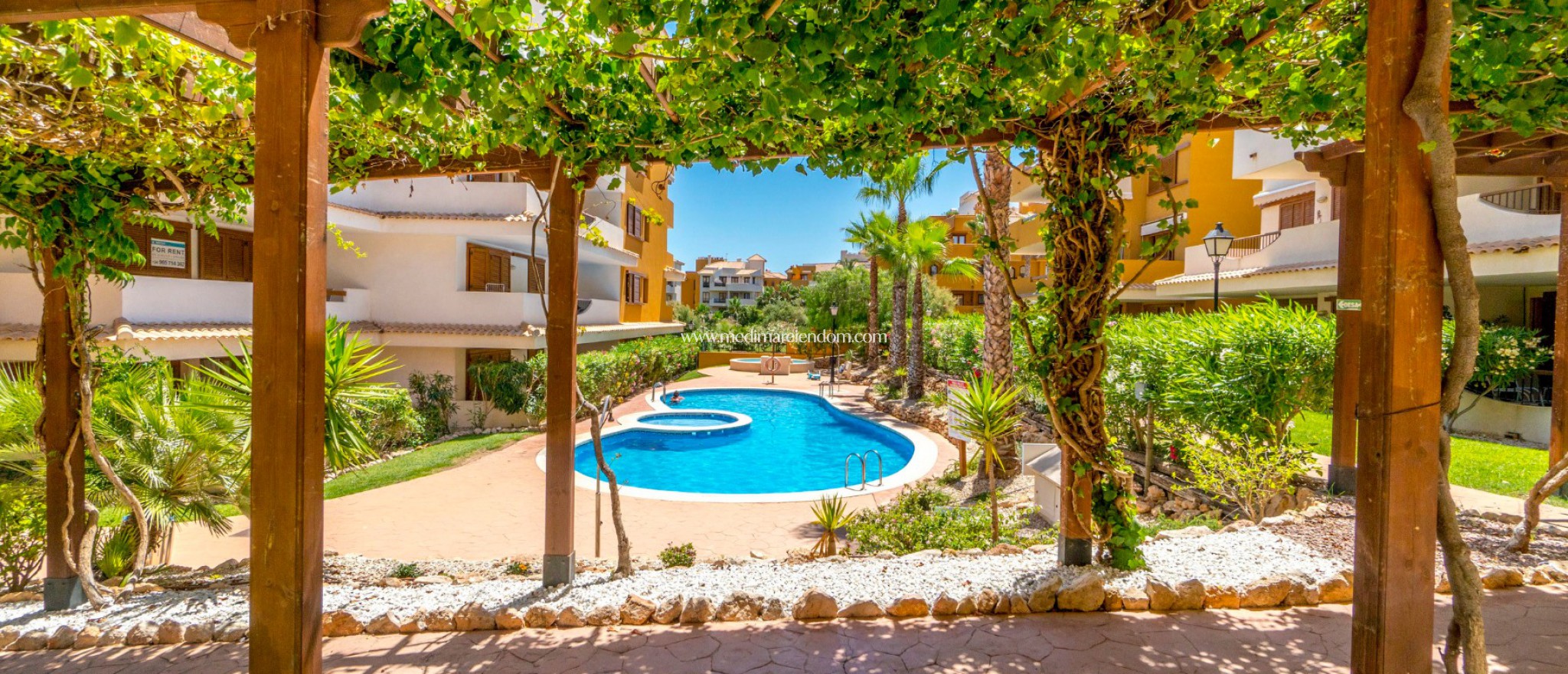 Resale - Apartment - Orihuela Costa - Punta Prima