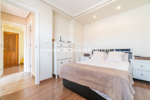 Resale - Apartment - Orihuela Costa - Punta Prima