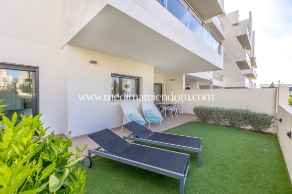 Resale - Apartment - Orihuela Costa - Urbanización Montezenia-Torrezenia