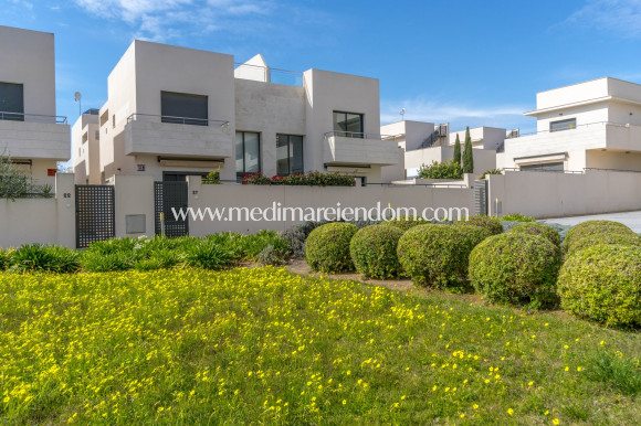 Resale - Apartment - Orihuela Costa - Urbanización Montezenia-Torrezenia