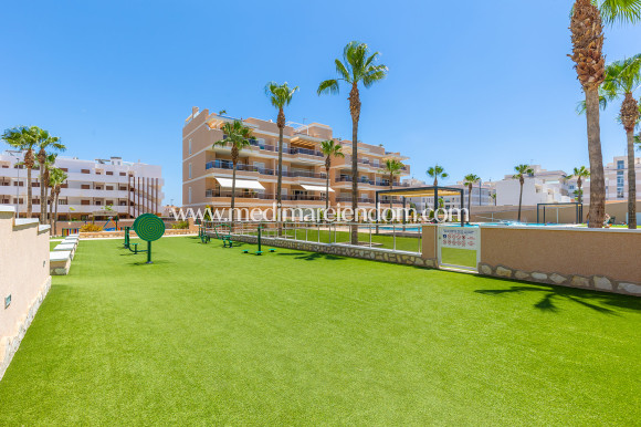 Resale - Apartment - Orihuela Costa - Villamartín-Las Filipinas