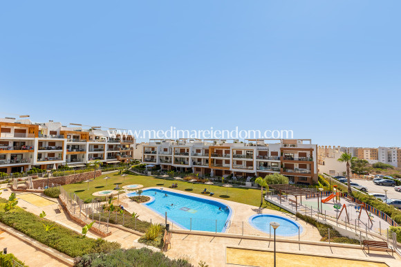 Resale - Apartment - Orihuela Costa - Villamartín-Las Filipinas