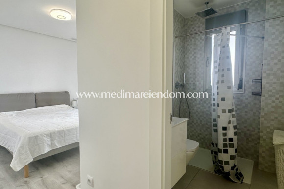 Resale - Apartment - Orihuela Costa - Villamartín