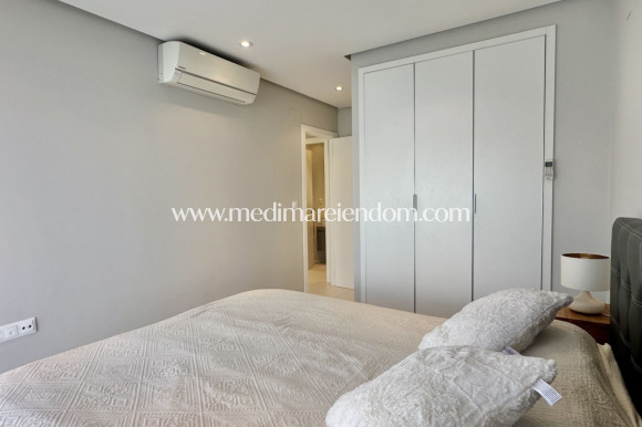 Resale - Apartment - Orihuela Costa - Villamartín