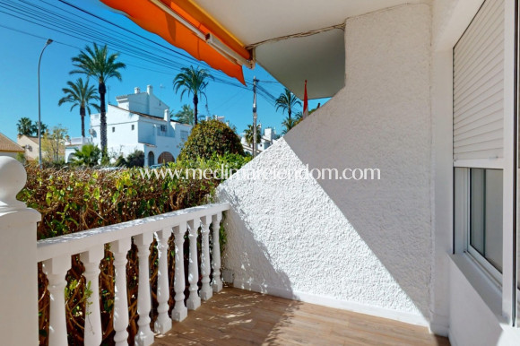 Resale - Apartment - Orihuela Costa - Villamartín