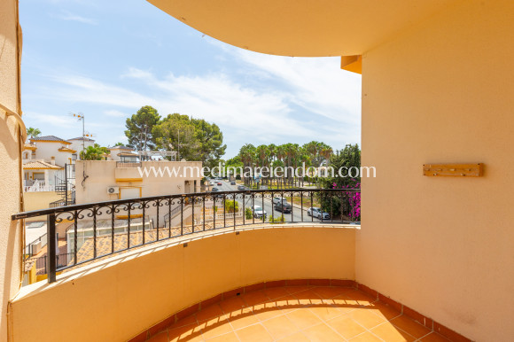 Resale - Apartment - Orihuela - Villamartin