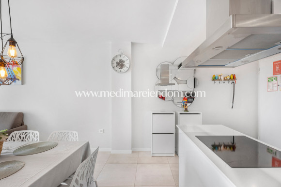 Resale - Apartment - Pilar de la Horadada - Mil Palmeras