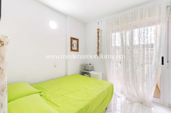 Resale - Apartment - Torrevieja - Centro