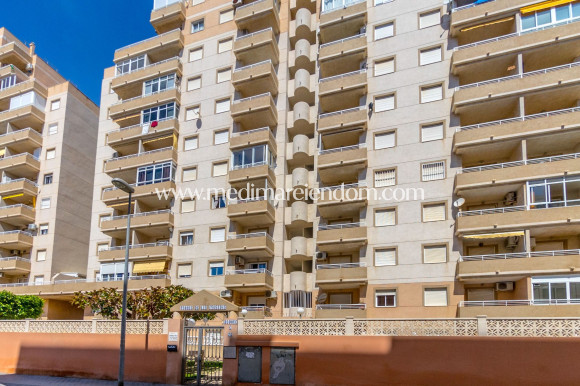 Resale - Apartment - Torrevieja - Centro