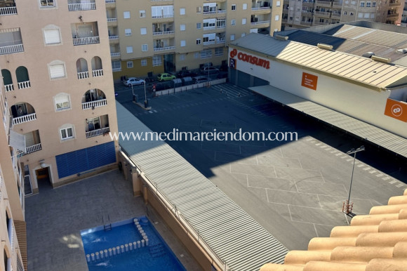 Resale - Apartment - Torrevieja - El Molino