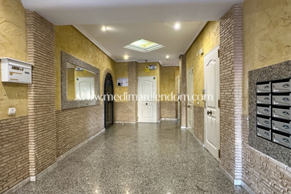 Resale - Apartment - Torrevieja - El Molino