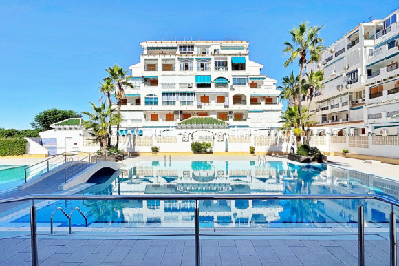 Resale - Apartment - Torrevieja - La Mata